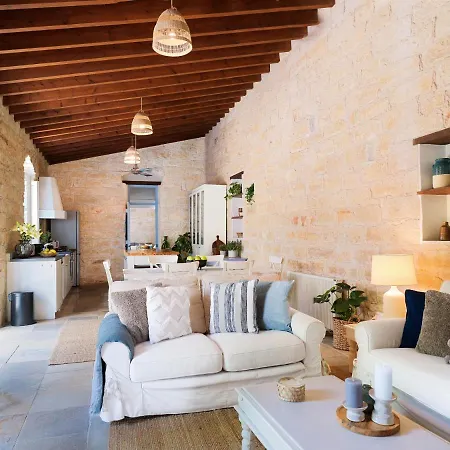 Vila Avgoustis Pachna