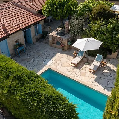 Βίλα Avgoustis Πάχνα