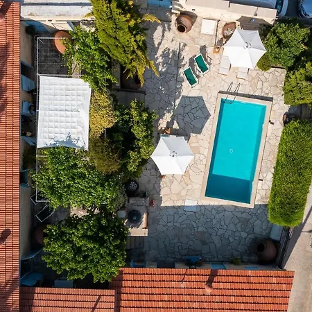 Avgoustis Villa Pachna