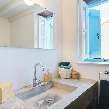 Avgoustis Βίλα Πάχνα