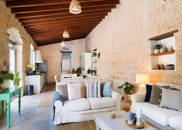 Vila Avgoustis Pachna